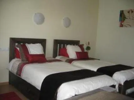 27 Monastery アパート