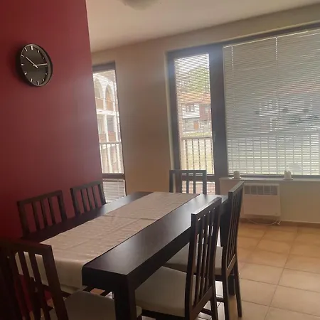 アパート 27 Monastery