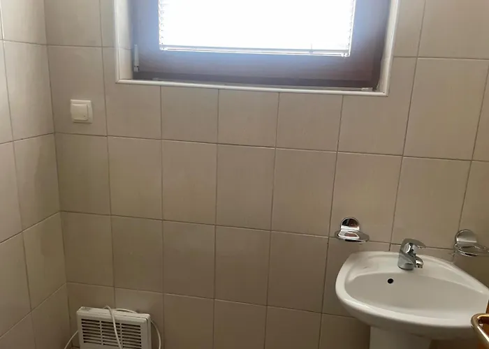 27 Monastery Μπάνσκο